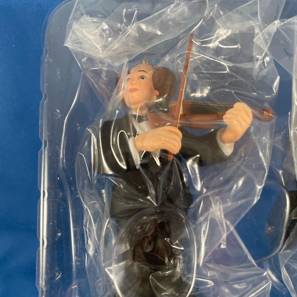 NWT 1998 Hallmark Keepsake The Three Stooges Larry, Moe, and Curly ornaments - Picture 6 of 14